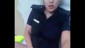 Üniformalı...
